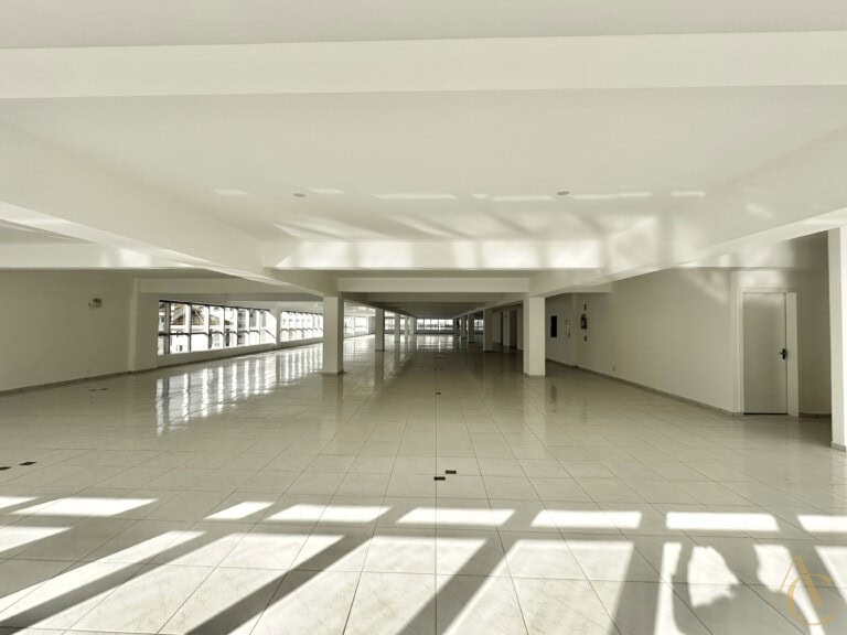 Sala para alugar – Trindade – Florianópolis/SC.