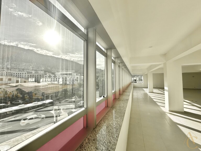 Sala para alugar – Trindade – Florianópolis/SC.