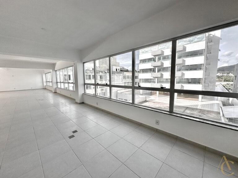 Sala para alugar – Trindade – Florianópolis/SC.