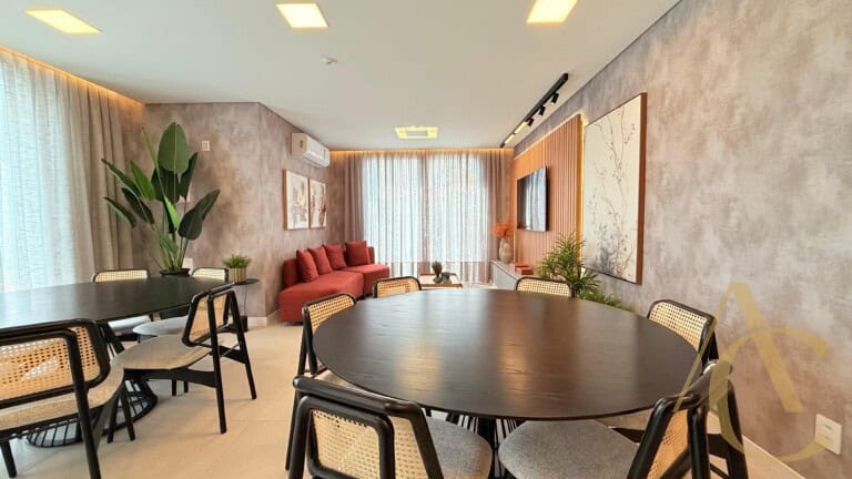 Apartamento à venda – 3 suítes com hobby box – Estreito – Florianópolis/SC