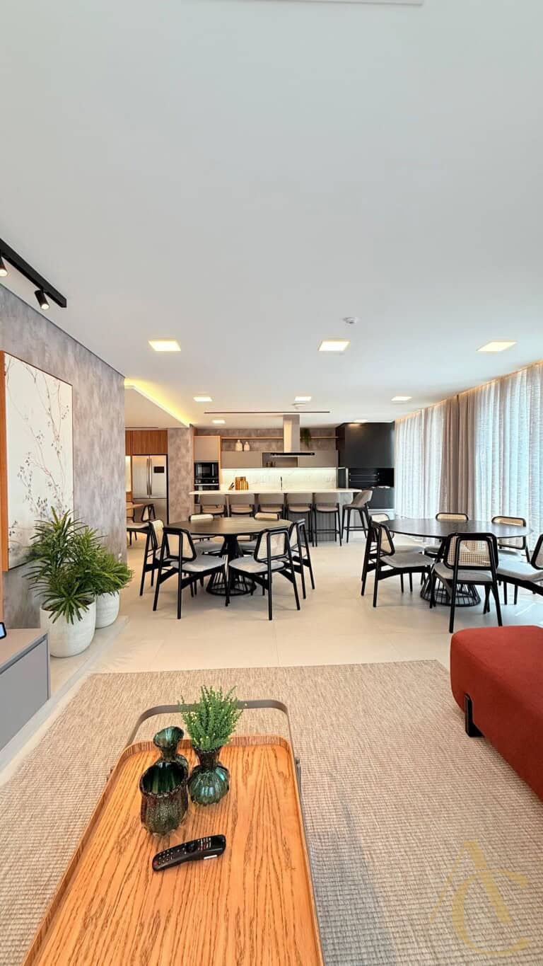 Apartamento à venda – 3 suítes com hobby box – Estreito – Florianópolis/SC