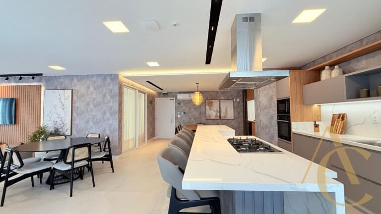 Apartamento à venda – 3 suítes com lavabo – Estreito – Florianópolis/SC