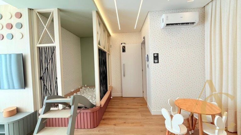 Apartamento à venda – 3 suítes com hobby box – Estreito – Florianópolis/SC