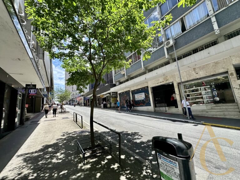 Sala para alugar – 27,70m² – Centro – Florianópolis/SC.