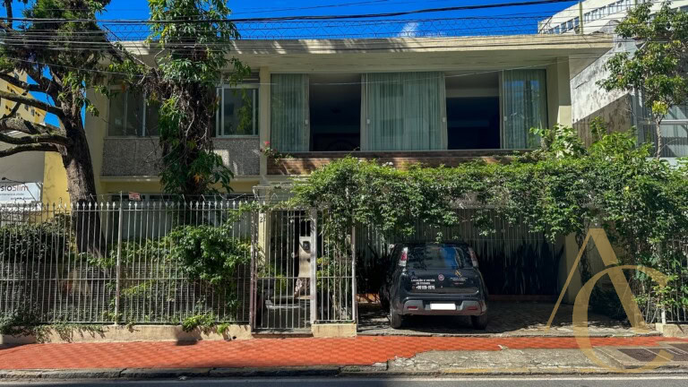 Casa comercial para alugar – Centro – Florianópolis/SC.