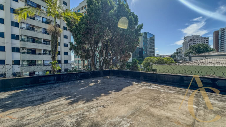 Casa comercial para alugar – Centro – Florianópolis/SC.