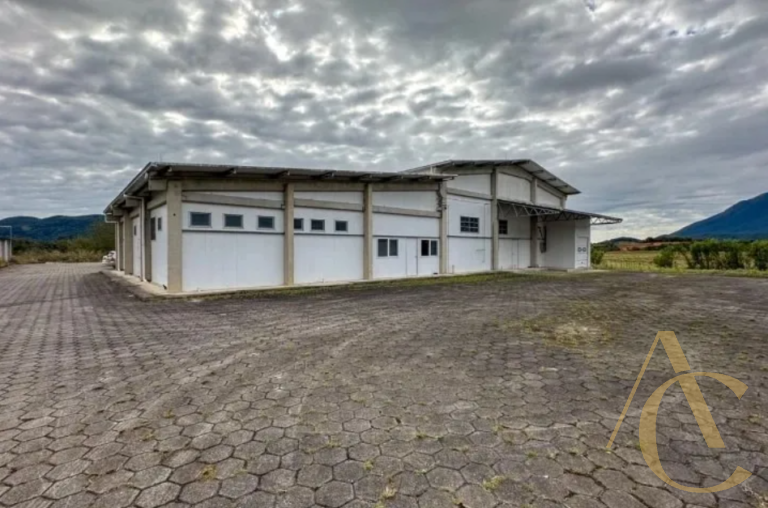 Galpão para alugar – 1.630,00m² – Santo Amaro da Imperatriz/SC.