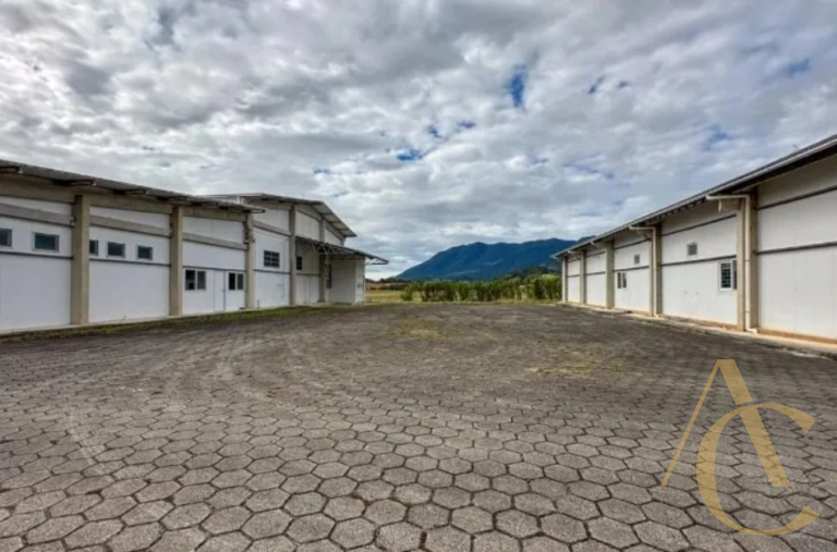 Galpão para alugar – 1.630,00m² – Santo Amaro da Imperatriz/SC.