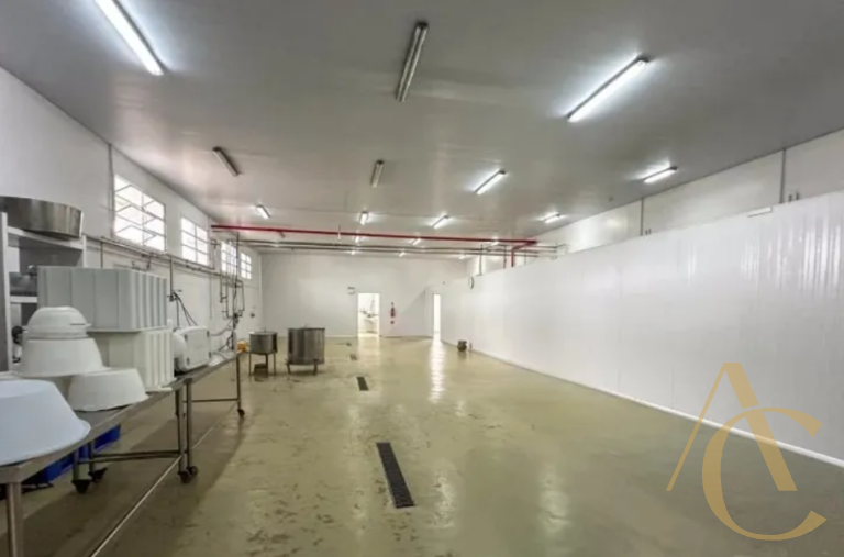 Galpão para alugar – 1.630,00m² – Santo Amaro da Imperatriz/SC.