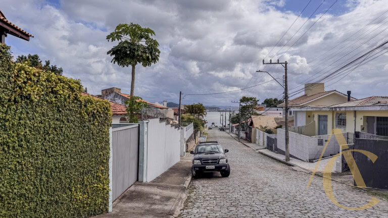 Casa residencial à venda – Bom Abrigo – Florianópolis, SC.