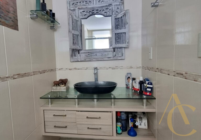 Apartamento à venda – 2 quartos – Centro – Florianópolis/SC.