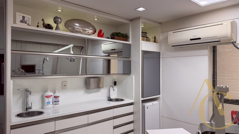 RESERVADO – Sala para alugar – 39,74m² – Centro – Florianópolis/SC.