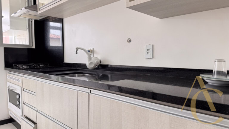 Apartamento para alugar – 2 quartos – Carianos – Florianópolis/SC.