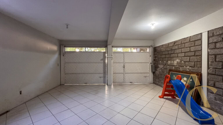 Casa residencial alto padrão para locação – Itaguaçu – Florianópolis/SC.