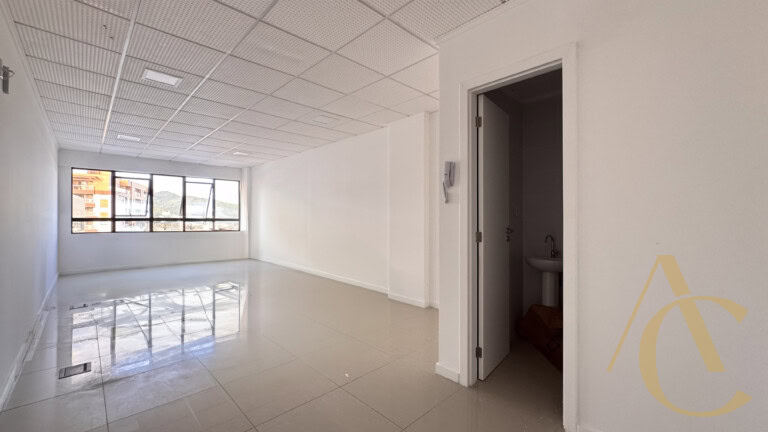 Sala para alugar – Itacorubi – Florianópolis/SC.