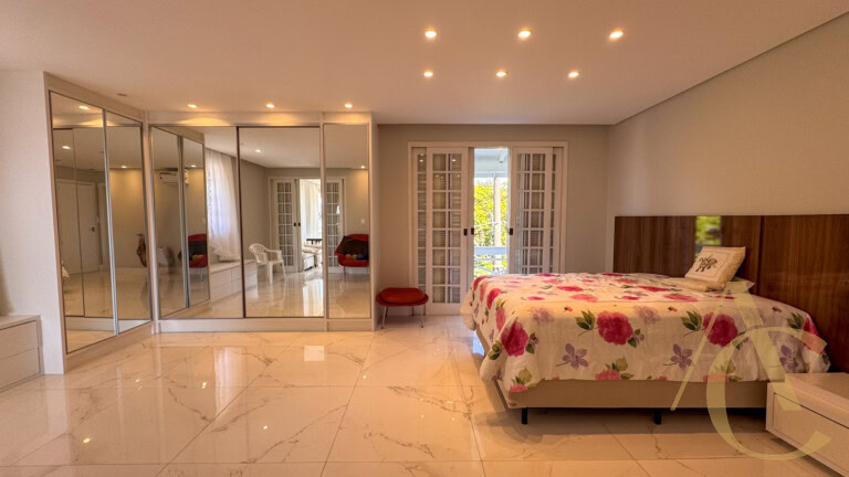 Casa residencial alto padrão para locação – Itaguaçu – Florianópolis/SC.