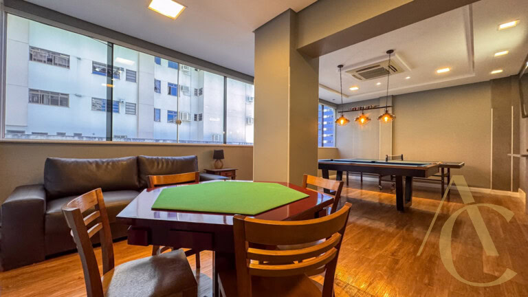 Apartamento/duplex à venda –  2 suítes – Centro – Florianópolis/SC.