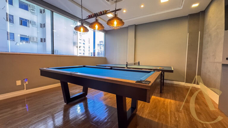 Apartamento/duplex à venda –  2 suítes – Centro – Florianópolis/SC.