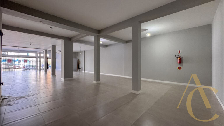 Loja para locação – Kobrasol – São José/SC.