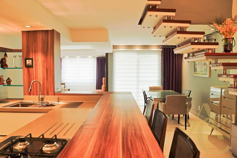 Apartamento/duplex à venda –  2 suítes – Centro – Florianópolis/SC.