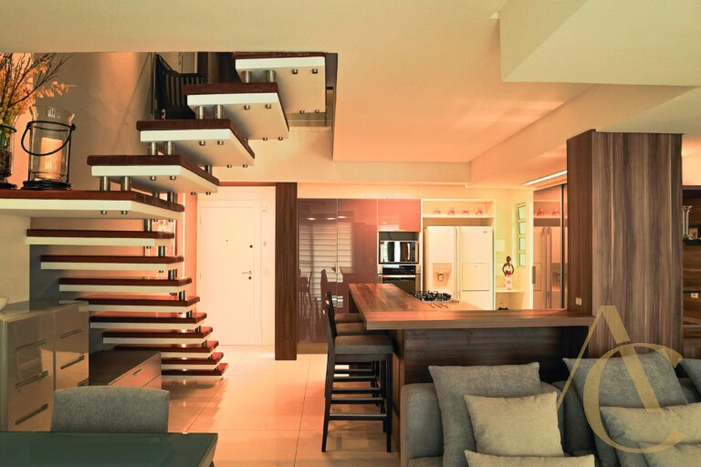 Apartamento/duplex à venda –  2 suítes – Centro – Florianópolis/SC.