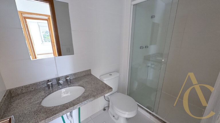 Apartamento para alugar – 03 suítes – Abraão – Florianópolis/SC.