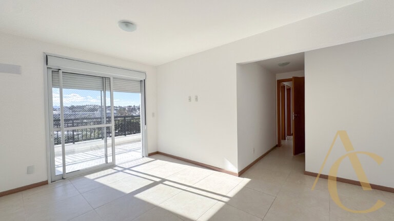 Apartamento/Cobertura para alugar – 03 suítes – 02 vagas de garagem – Abraão – Florianópolis/SC.