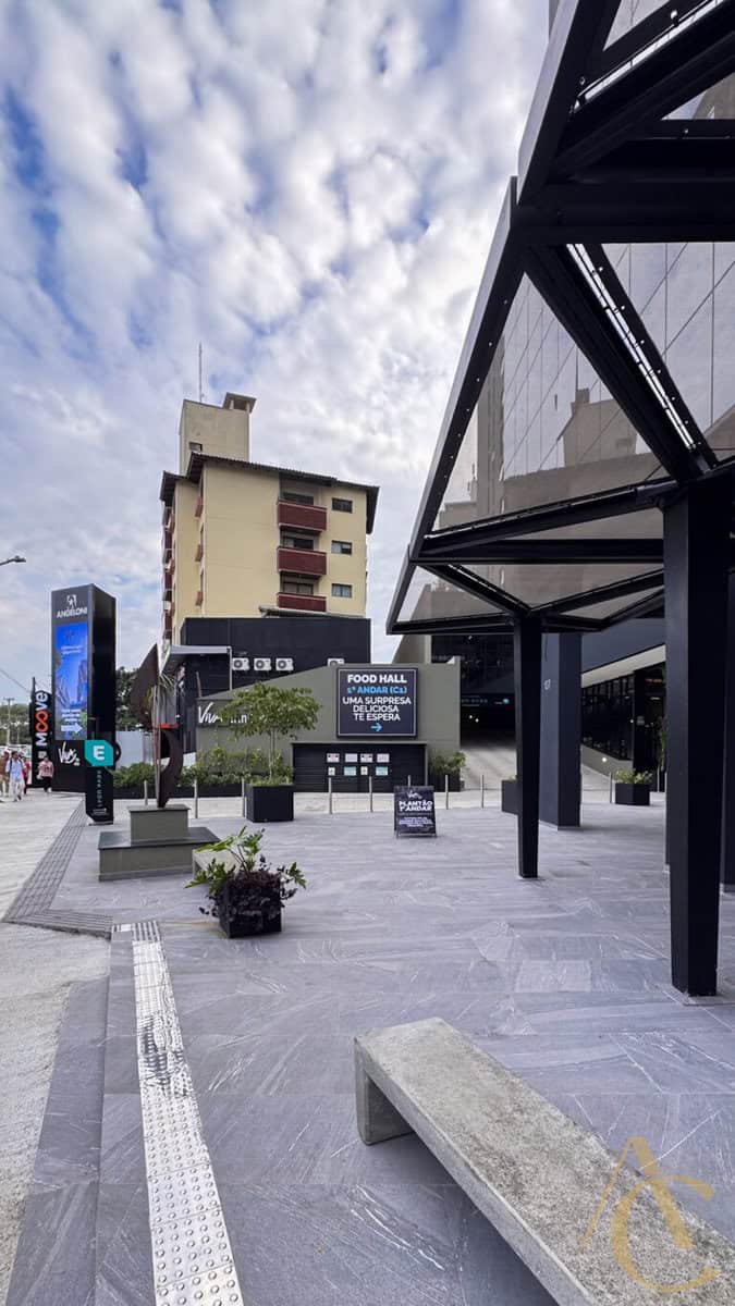 Loja para alugar – 673,65m² – Trindade, Florianópolis/SC.