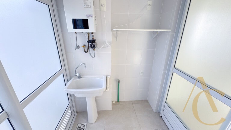 Apartamento/Cobertura para alugar – 03 suítes – 02 vagas de garagem – Abraão – Florianópolis/SC.