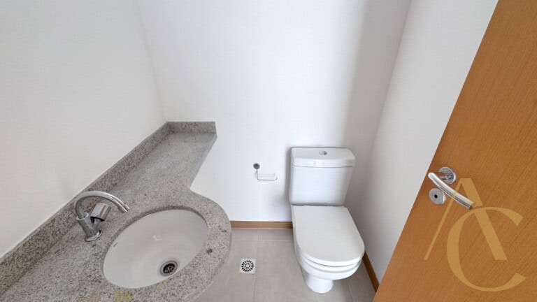 Apartamento/Cobertura para alugar – 03 suítes – 02 vagas de garagem – Abraão – Florianópolis/SC.