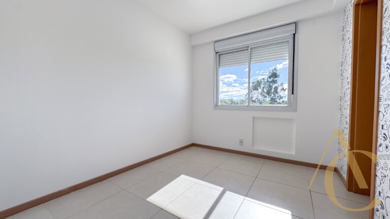 Apartamento para alugar – 03 suítes – Abraão – Florianópolis/SC.