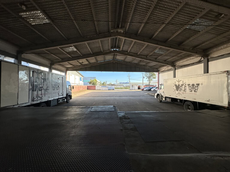Galpão para alugar – 4.445 m² – Distrito Industrial – São José/SC.