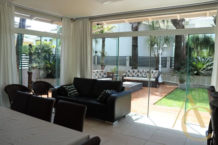 Casa à venda – 4 quartos sendo 3 suítes – Saco Grande, Florianópolis/SC.