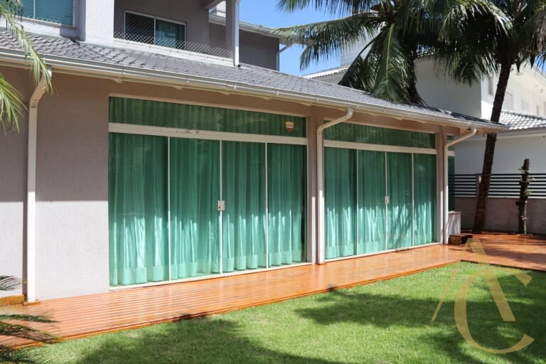 Casa à venda – 4 quartos sendo 3 suítes – Saco Grande, Florianópolis/SC.