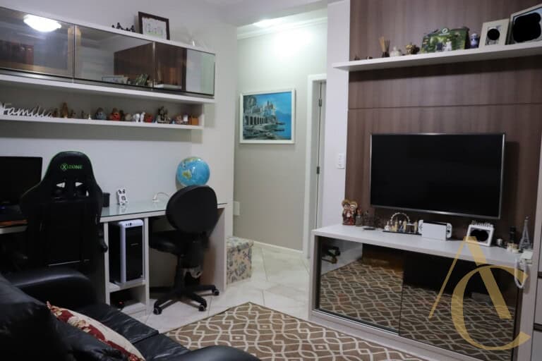 Casa à venda – 4 quartos sendo 3 suítes – Saco Grande, Florianópolis/SC.