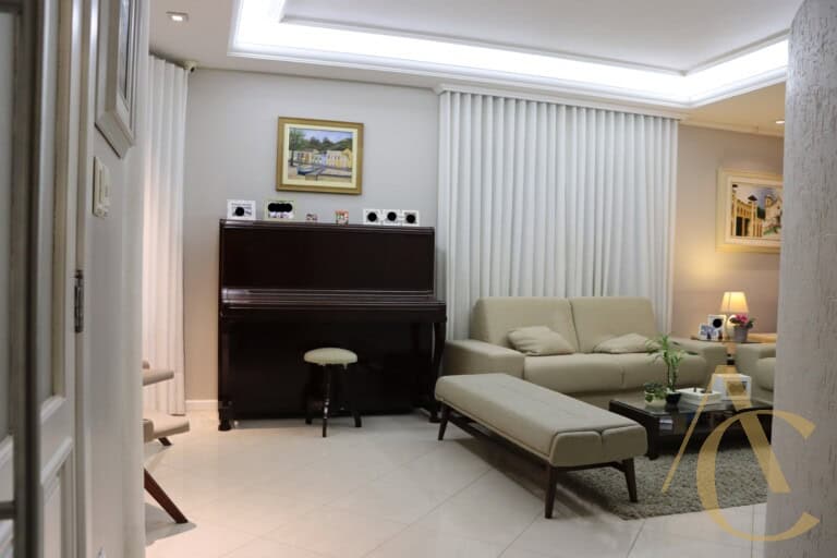 Casa à venda – 4 quartos sendo 3 suítes – Saco Grande, Florianópolis/SC.