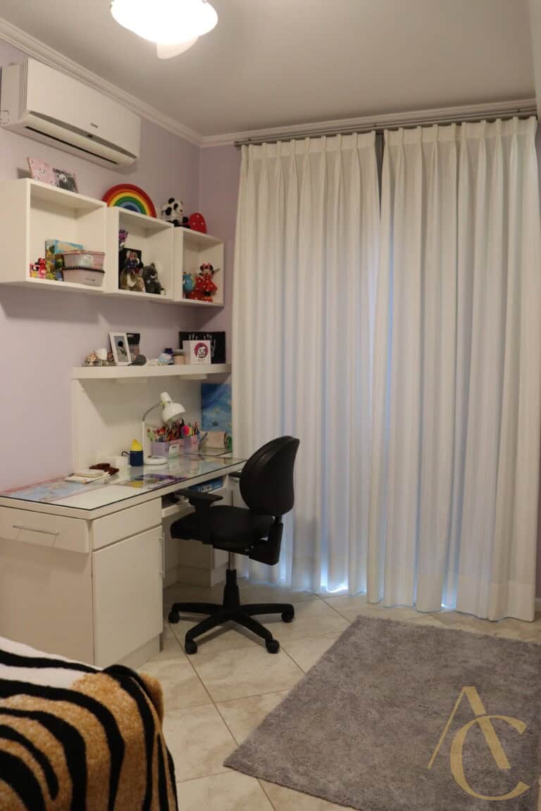 Casa à venda – 4 quartos sendo 3 suítes – Saco Grande, Florianópolis/SC.