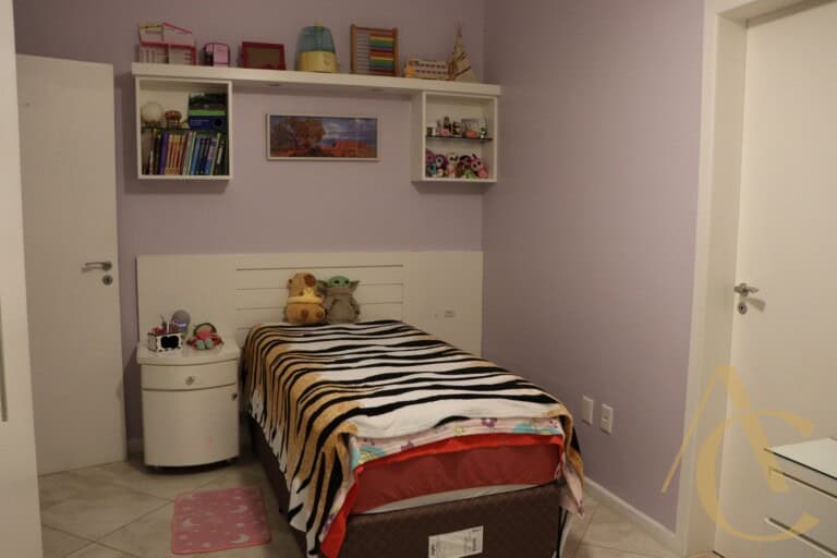 Casa à venda – 4 quartos sendo 3 suítes – Saco Grande, Florianópolis/SC.