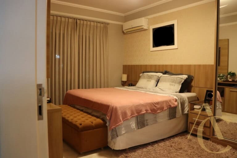 Casa à venda – 4 quartos sendo 3 suítes – Saco Grande, Florianópolis/SC.