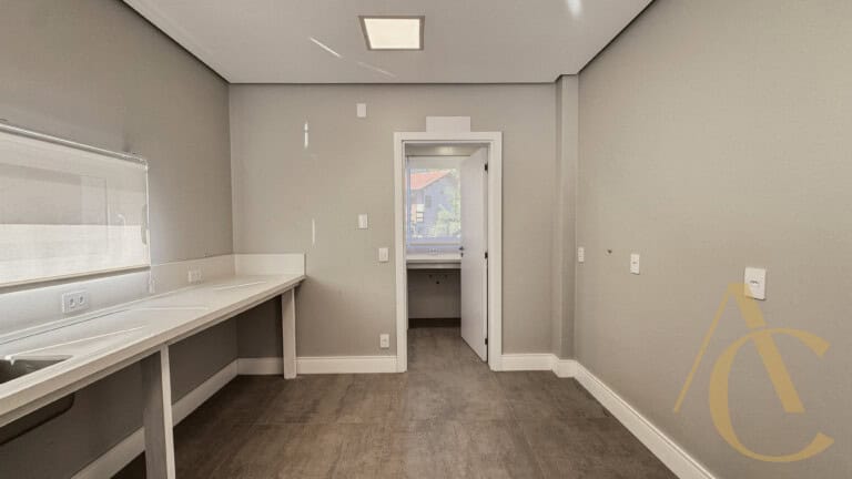 Casa residencial para venda – 03 quartos sendo 02 suítes – Praia Mole, Florianópolis/SC.