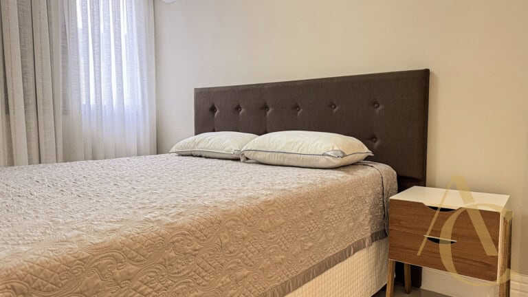 Apartamento para alugar – 3 quartos sendo 1 suíte – Agronômica, Florianópolis/SC.