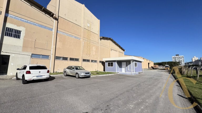 Galpão para alugar – 1.919,18m² – Passa Vinte – Palhoça/SC.