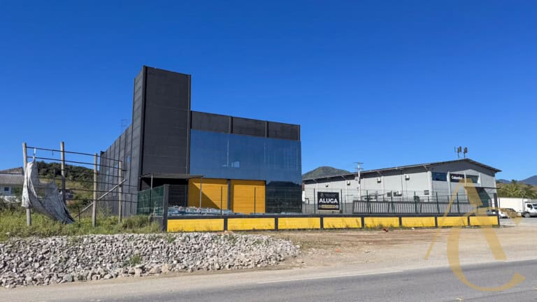 Galpão para alugar – 2.000m² – Santo Amaro da Imperatriz/SC.