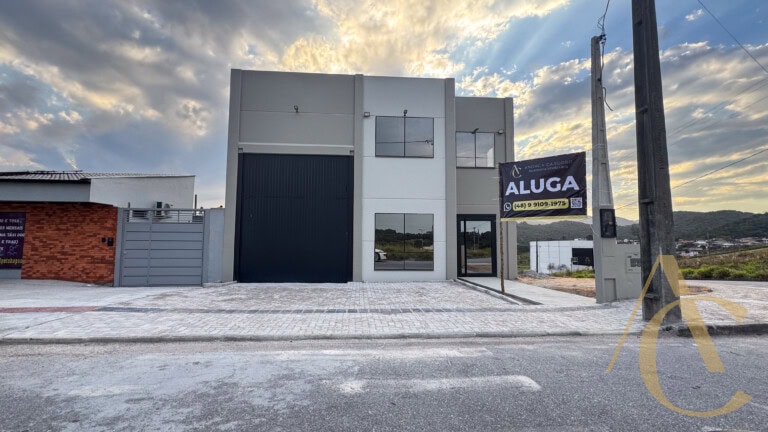 Galpão para alugar – 283,00m² – Sertão do Maruim, São José/SC