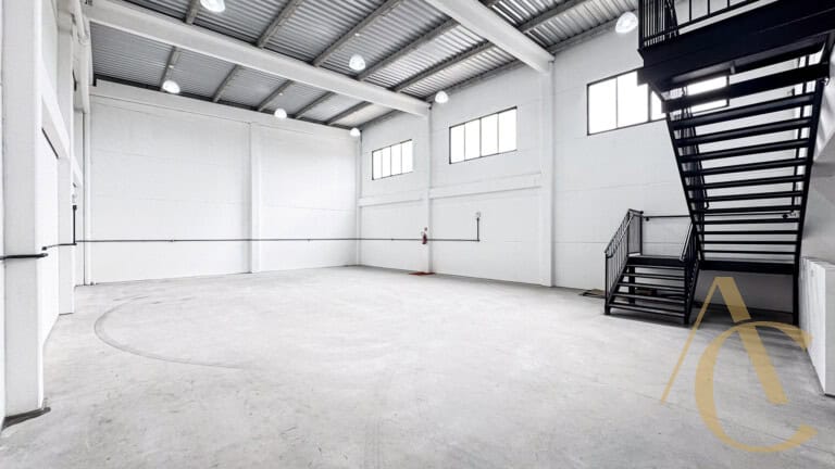 Galpão para alugar – 283,00m² – Sertão do Maruim, São José/SC