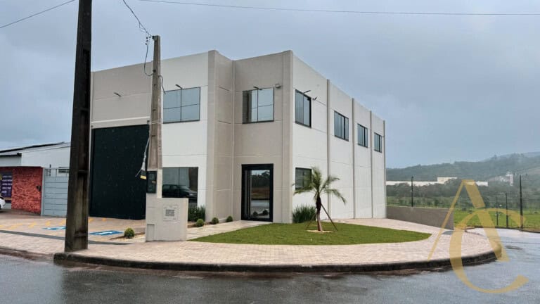 Galpão para alugar – 283,00m² – Sertão do Maruim, São José/SC