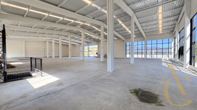 Galpão para alugar – 2.000m² – Santo Amaro da Imperatriz/SC.