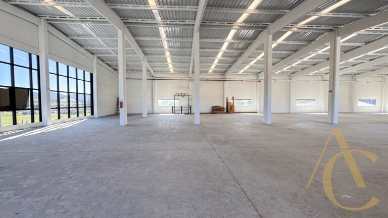 Galpão para alugar – 2.000m² – Santo Amaro da Imperatriz/SC.