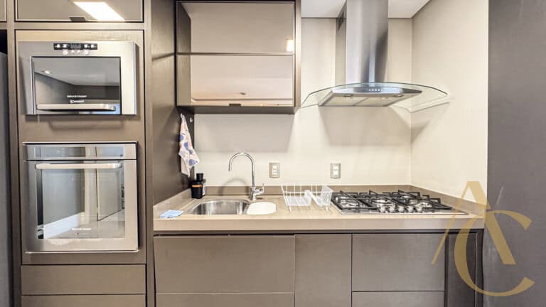 Apartamento para alugar – 3 quartos sendo 1 suíte – Agronômica, Florianópolis/SC.