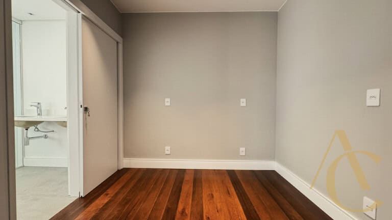 Casa residencial para venda – 03 quartos sendo 02 suítes – Praia Mole, Florianópolis/SC.